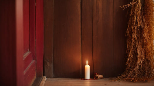 The Ultimate Guide to Cinnamon Brooms: Unlocking Their Ancient Origins, Spiritual Power, and DIY Magic for 2025